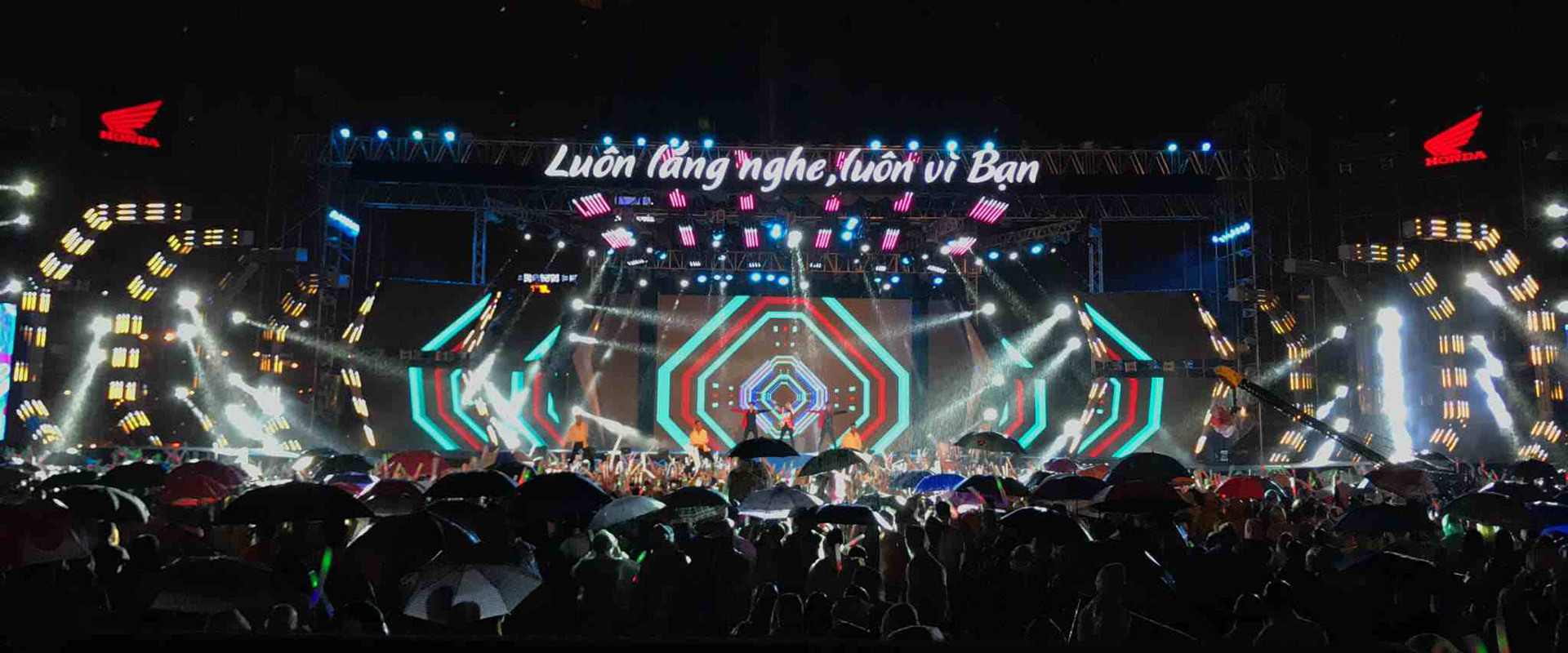 LED display,LED screen,LED module,LED cabinet,LED panel,LED broadcasting,LED stage equipment,Digital color billboard